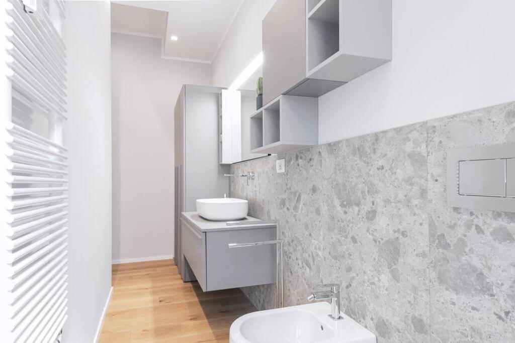 Apartment Easylife - Beautiful Flat With Balcony Pta Venezia Mailand